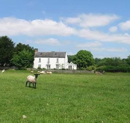 The Old Rectory Bed & Breakfast Bed & Breakfast Abergavenny Exterior photo